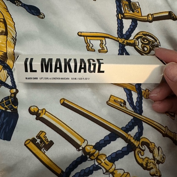 IL MAKIAGE Other - IL MAKIAGE Black Card Mascara